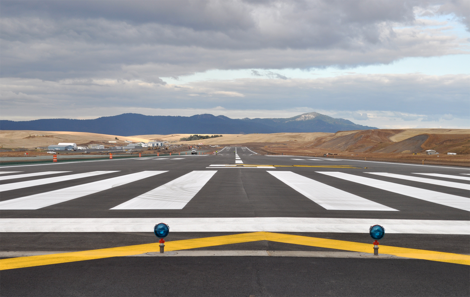 PUW_runway PUW_runway